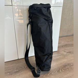 Lululemon Yoga Mat Bag - Adjustable, Black, Like New!